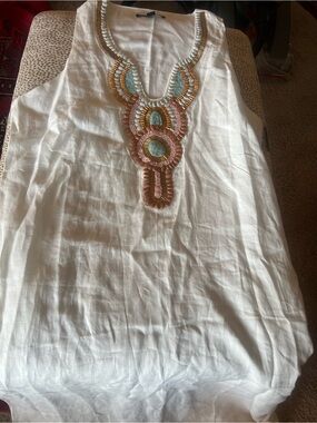 Boston Proper White Sleeveless Tunic with Pastel Beaded Embellishment